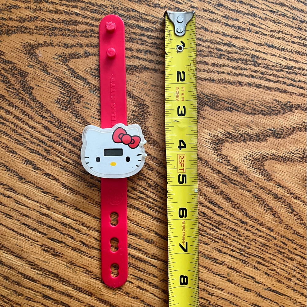 Hello Kitty Watch - Picture 2 of 8